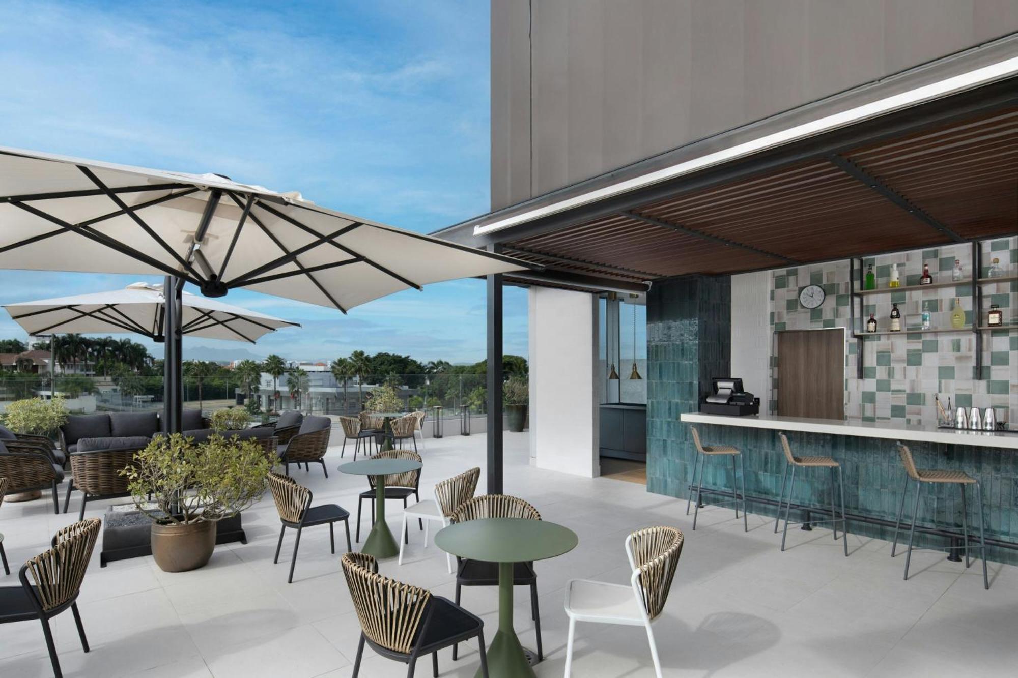 Residence Inn By Marriott Santiago De Los Caballeros Ngoại thất bức ảnh