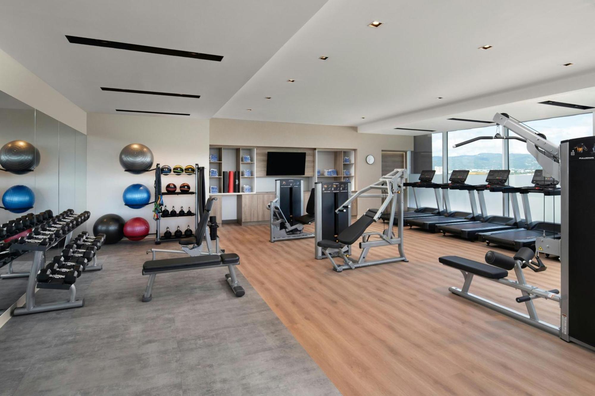 Residence Inn By Marriott Santiago De Los Caballeros Ngoại thất bức ảnh